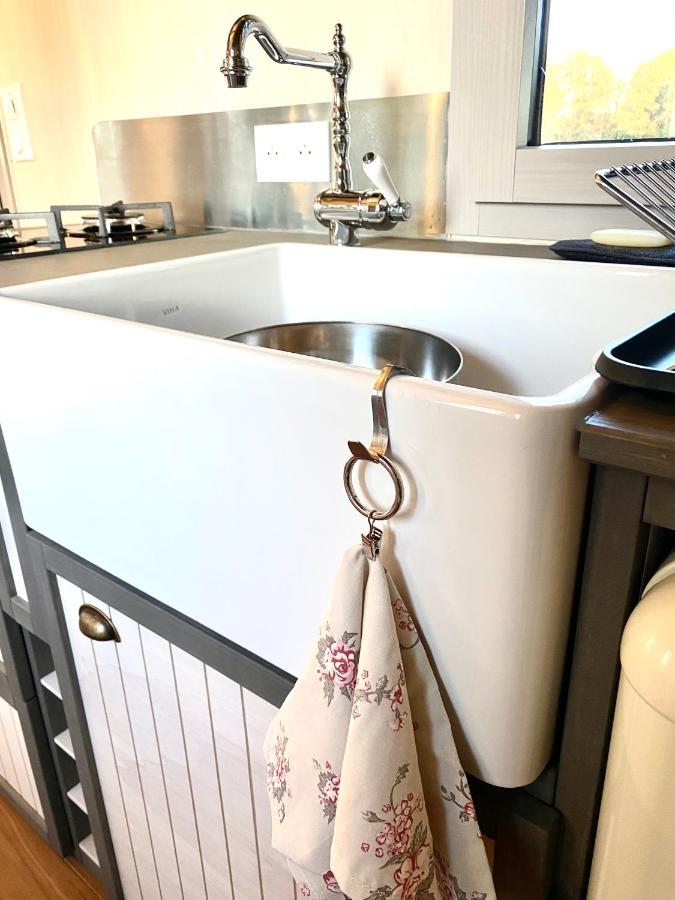ショレ Jolie Tiny House Sous Les Grands Arbresヴィラ エクステリア 写真