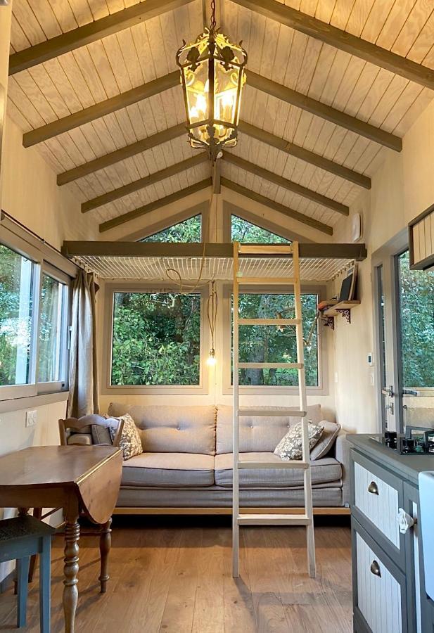 ショレ Jolie Tiny House Sous Les Grands Arbresヴィラ エクステリア 写真