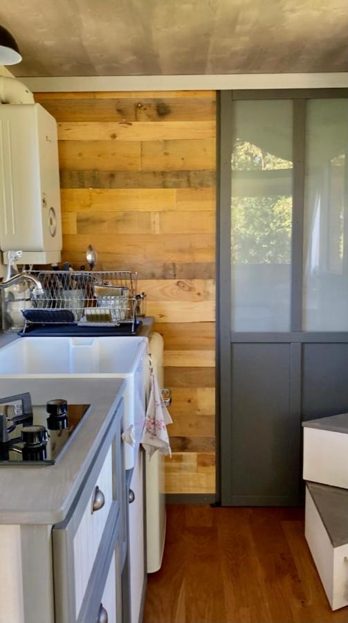 ショレ Jolie Tiny House Sous Les Grands Arbresヴィラ エクステリア 写真