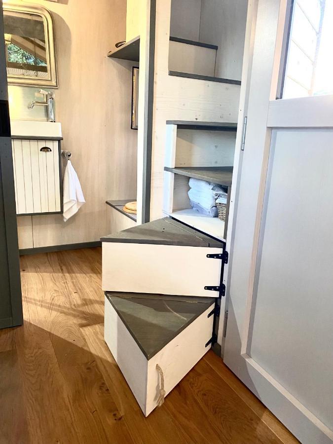ショレ Jolie Tiny House Sous Les Grands Arbresヴィラ エクステリア 写真